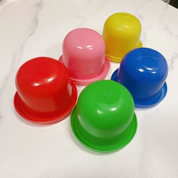 Melamin set čašica za kockice sa bazom za bar i KTV, čašica za kockice s debelim zatvaračem, zaobljeni kutovi, drugi oblik, 50 komada