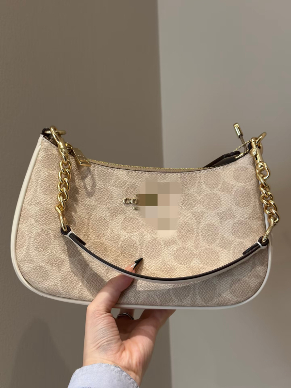 Női válltáska, dumpling alakú, valódi bőr, cipzár, poliészter bélés, nyári 2024 kiadás