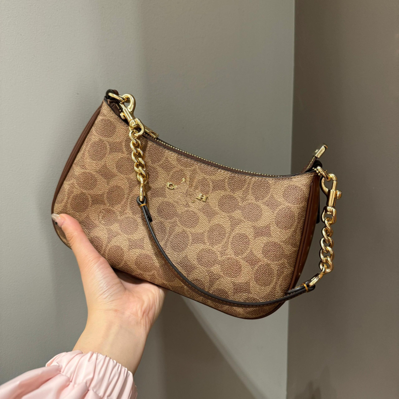 Női válltáska, dumpling alakú, valódi bőr, cipzár, poliészter bélés, nyári 2024 kiadás