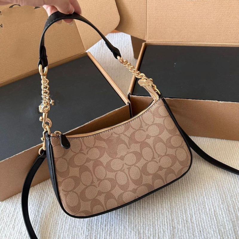 Női válltáska, dumpling alakú, valódi bőr, cipzár, poliészter bélés, nyári 2024 kiadás