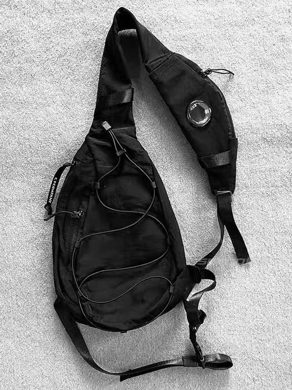 Vyrinė krūtinės krepšys — Miesto paprastumas, Oxford audinys, Poliesterio pamušalas, Laisvalaikio kelionėms