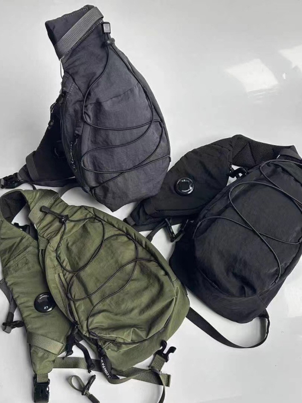 Vyrinė krūtinės krepšys — Miesto paprastumas, Oxford audinys, Poliesterio pamušalas, Laisvalaikio kelionėms