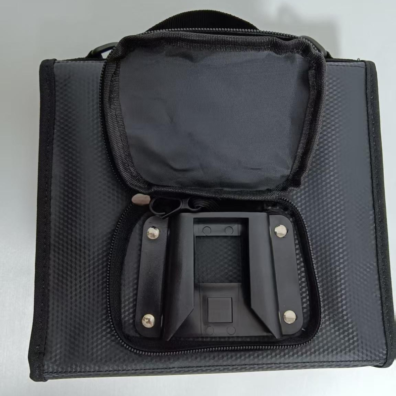 Предна чанта за сгъваеми велосипеди, стил pig-nose, водоустойчива и изолирана, капацитет 5 л, модел RK9106, нейлон