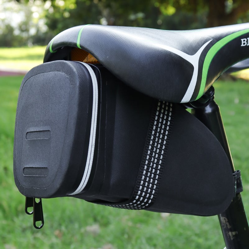 Leyi ZXCB-17 Kerékpár nyereg alatti táska, PVC, vízálló, 2L