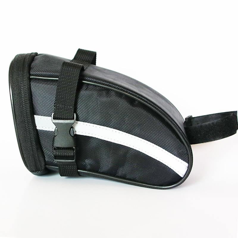 Dc kerékpárhátsó táska, modell Dc, belsővel, gyorsoldó zár, Oxford anyag