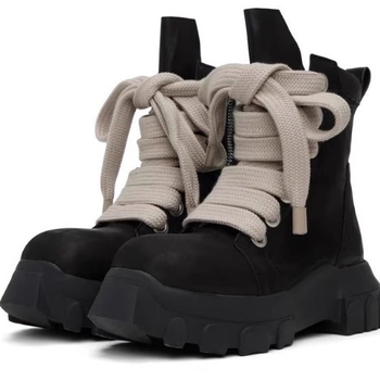 Martin čizme Flying Step: gornji dio od dvostruke kravlje kože; potplat od gume; kopčanje sprijeda; prozračnost, protukliznost, apsorpcija udara; klinasta peta 3–5 cm; britanski stil; jesen