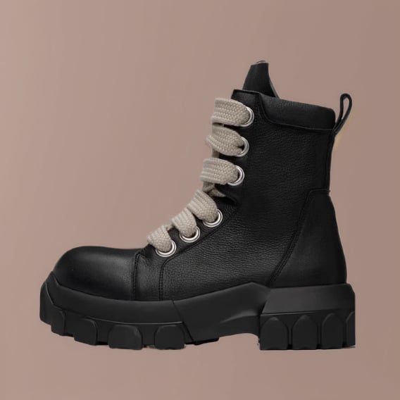 Martin čizme Flying Step: gornji dio od dvostruke kravlje kože; potplat od gume; kopčanje sprijeda; prozračnost, protukliznost, apsorpcija udara; klinasta peta 3–5 cm; britanski stil; jesen