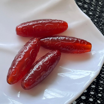 Labave perle od žada s perlastom obradom, podrijetlo Henan, tip žada: agat