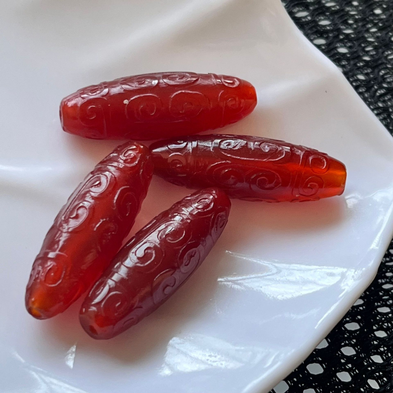 Labave perle od žada s perlastom obradom, podrijetlo Henan, tip žada: agat