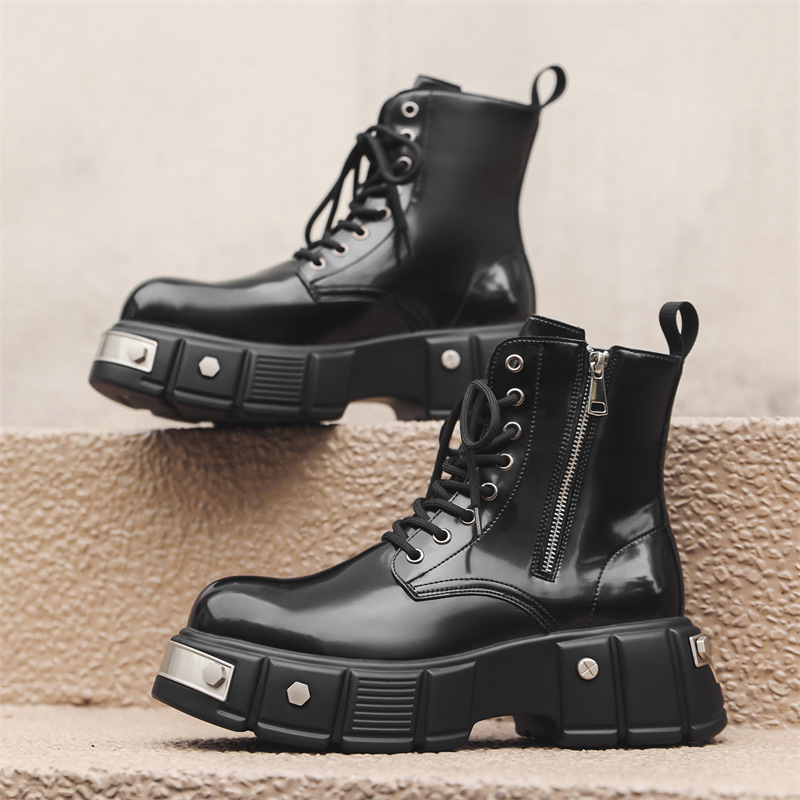 Ανδρικά μποτάκια Martin, βρετανικού στυλ, κορδόνια μπροστά, στρογγυλή μύτη, μεσαίο ύψος