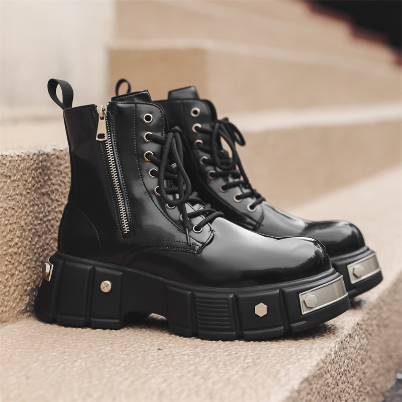 Ανδρικά μποτάκια Martin, βρετανικού στυλ, κορδόνια μπροστά, στρογγυλή μύτη, μεσαίο ύψος