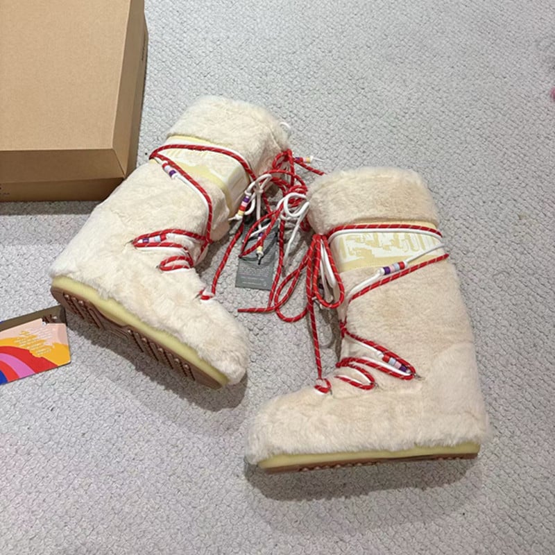 Sniega zābaki sievietēm, augsts augšdaļa, virsma no trušu kažoka, gumijas zole, apaļa purngala, iekšējā zolīte no aitu vilnas