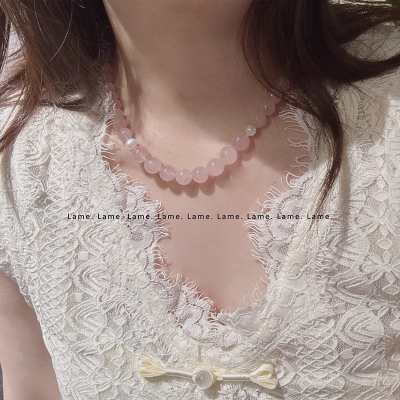 Κολιέ με κρύσταλλο χαλαζία και μαργαριταριών λεπτομέρειες, ασήμι 925, κυκλοφορία άνοιξη 2025