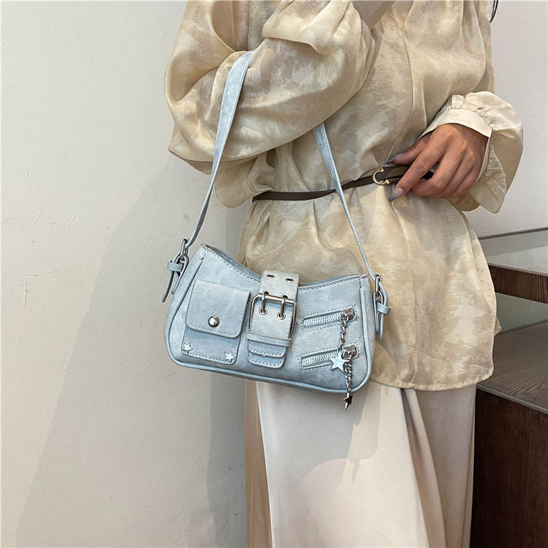 Crossbody baguette torba u gradskom stilu, PU materijal, poliester podstava, vodoravni četvrtasti oblik, zatvarač