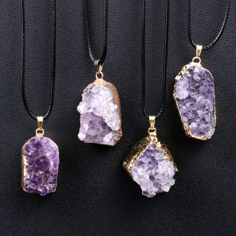 Κολιέ με μενταγιόν από αμέθυστο σε συστάδες, ακανόνιστος σχεδιασμός, απλό κολιέ