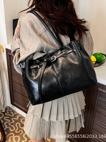 Geantă Tote PU | Formă orizontală pătrată | Închidere cu fermoar | Buzunar interior pentru telefon