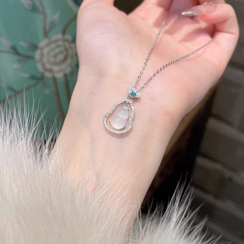 Bakrena ogrlica s kapkastim privjeskom, chalcedon i jade mozaika, lanac tipa O, Billion Craftsmen