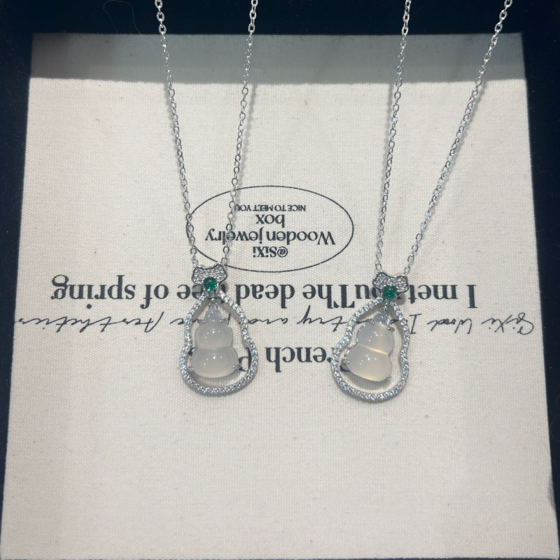 Bakrena ogrlica s kapkastim privjeskom, chalcedon i jade mozaika, lanac tipa O, Billion Craftsmen