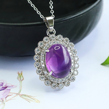 Μενταλιόν με αμέθυστο κρύσταλλο, χαλκός επικαλυμμένος με ασήμι, χωρίς πλευρικούς λίθους, προσιτός πολυτελής, καλοκαίρι 2025