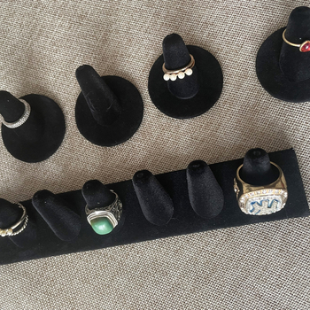 Дисплей стойка за пръстени, Т-образна, велурена облицовка, едноетажна, ръчна изработка