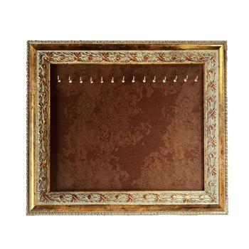 Ретро дисплей за колие и бижута — вертикална поставка, едно ниво, смола, изработка със сплайсинг, марка Glazed Retro