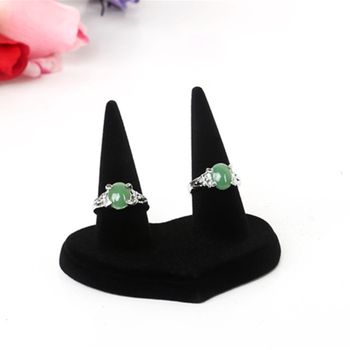 Стойка за бижута с форма на заострен пръст, артистичен стил, марка Dan Man