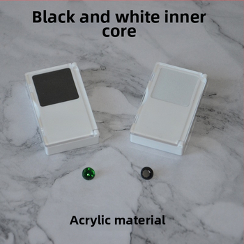 Neapstrādātu akmeņu uzglabāšanas un izstādes kārba — kompozitmateriāls; iepakojuma maisiņš; juvelierizstrādājumu iepakojums; tirdzniecības iepakojums