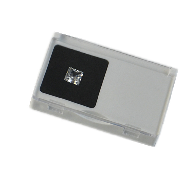 Neapstrādātu akmeņu uzglabāšanas un izstādes kārba — kompozitmateriāls; iepakojuma maisiņš; juvelierizstrādājumu iepakojums; tirdzniecības iepakojums