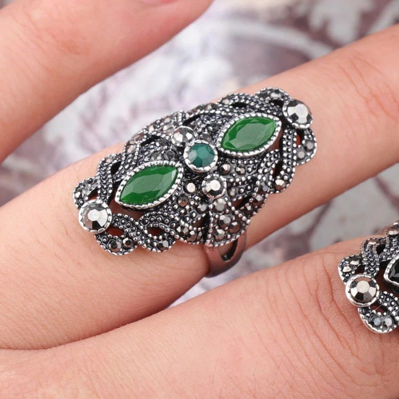 Ötvözetből készült gyűrű, retro uniszex stílus, elektroplatírozás, ötvözetbe illesztett mesterséges kövek