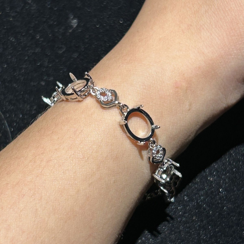 Narukvica Bodhi materijal, crtani stil, svjež i sladak dojam, izlazak proljeće 2025