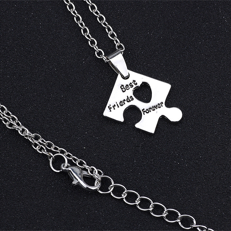 Colier: puzzle geometric patru piese pentru prietene, pandantiv cu pietre de zirconiu, din aliaj de zinc, placare electroplatinată, lanț standard, unisex