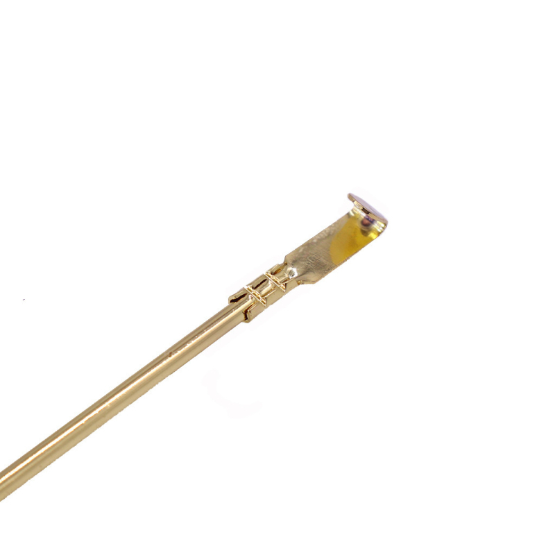 Kő falióra fémből készült pendüllummal, hengeres pendulum, lógó vödör és réz rúd; kvarc működés, modern minimalista dizájn, testreszabható