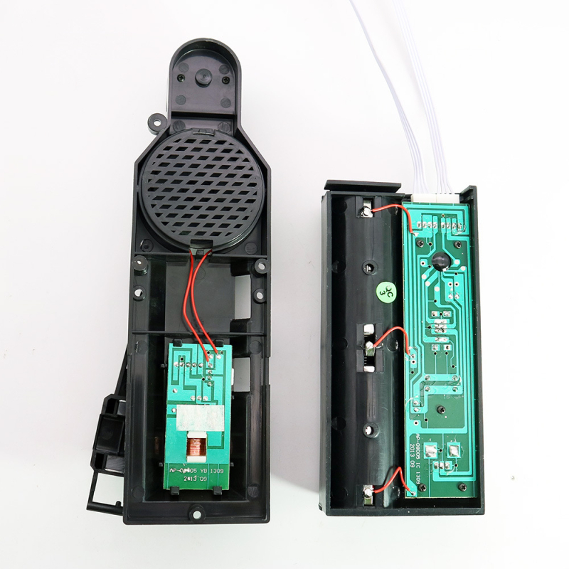 Ceas de perete cu box muzical și mecanism Quartz – carcasă din plastic, stil modern minimalist