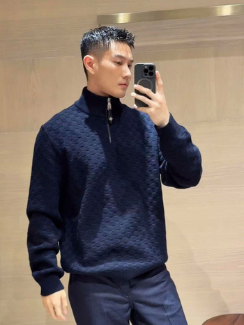 Πλεκτό cardigan με καρό μοτίβο, μισό φερμουάρ και ψηλό γιακά, στενή γραμμή, 65% μαλλί