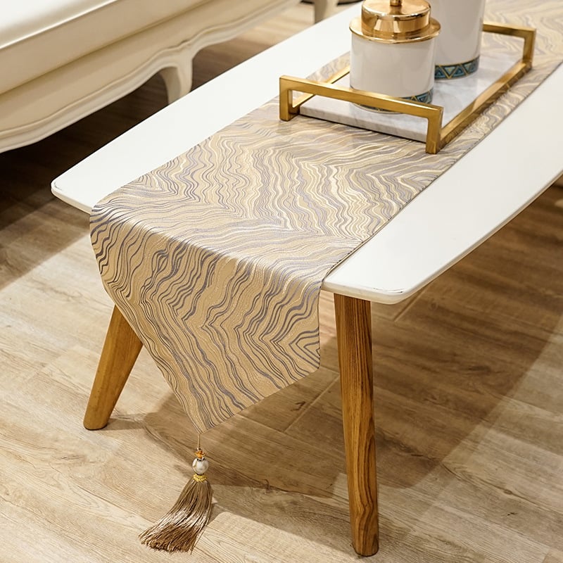 Table Runner od poliestera, geometrijska apstrakcija, moderan minimalistički stil, prilagodljivo, za dnevni boravak i restoran.