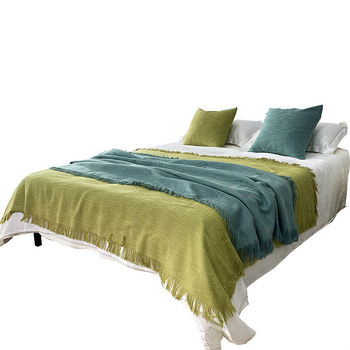 Acoperământ pentru marginea patului cu ciucuri – poliester, stil modern minimalist pentru hotel, model solid, imprimare logo disponibil