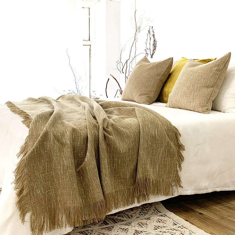 Acoperământ pentru marginea patului cu ciucuri – poliester, stil modern minimalist pentru hotel, model solid, imprimare logo disponibil