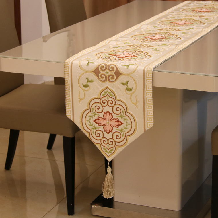 3Q Mommy Chenille Table Flag, 75% pamuk / 25% polipropilen, reljefni cvjetni jacquard uzorak, prilagodljiva obrada