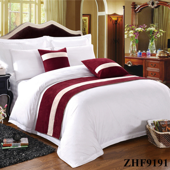 Runner de pat hotelier cu model în dungi, din poliester, stil japonez, personalizare disponibilă, imprimare logo