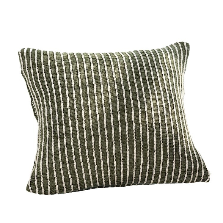 Kötött ágytakaró futó csíkos mintával, akril, 300 g alatt, négy évszakos használatra