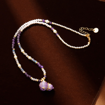 Colier cu pandantiv emailat în formă de dovleac, cupru, mărgele/kristale/pietre naturale, lanț tip pulover, lucrat manual cu placare, toamna 2025