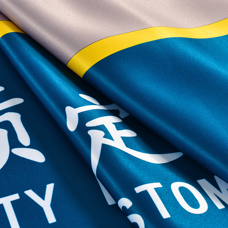 Viešbučio lovos kilimėlis — modernus minimalistinis dizainas, geometrinis abstraktus raštas, aukštos kokybės audinys, pritaikomas