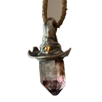 Geometrikus hatszögletű medálos nyaklánc, akril medállal, kígyócsont lánccal, cinkötvözet alapanyag, elektroplatált felület