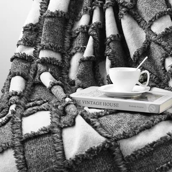 Полиэстерова завивка за легла и дивани, за моделни стаи и хотели, кариран плат, 380 г/м², пролетно–есенен сезон, персонализираема, свиване 3%