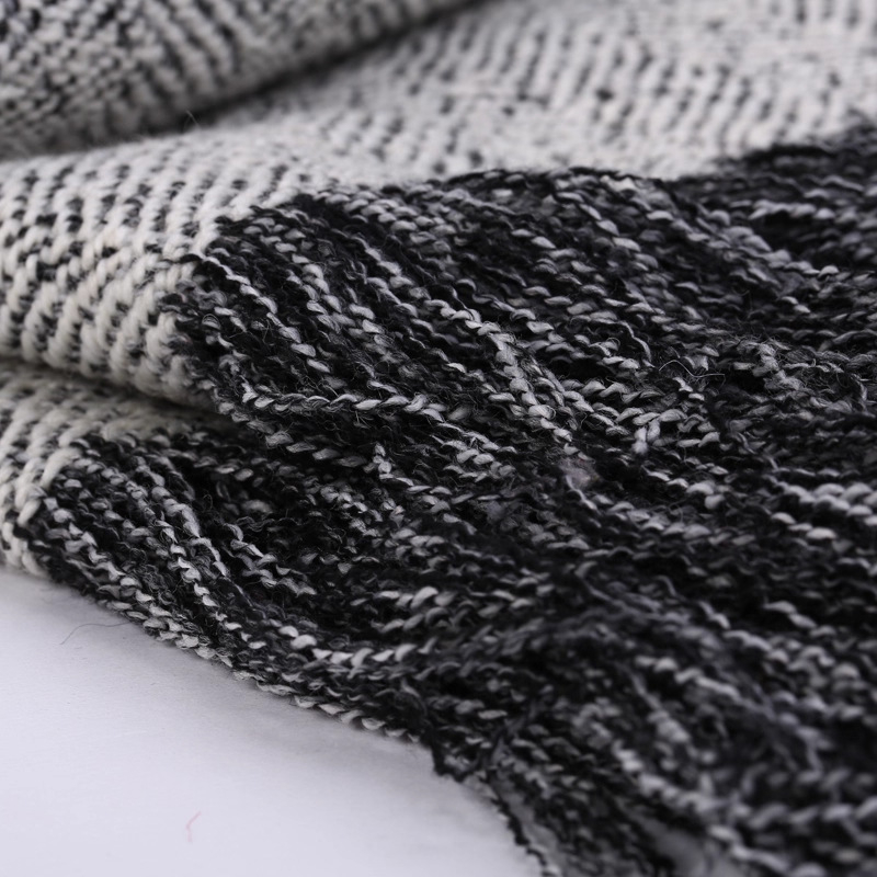 Pătură Raschel tricotată — fibră de poliester, 1000–1500 g, dungi, stil modern minimalist
