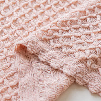 Morandi cuvertură tricotată - fibră acrilică premium, 800–999 g, model plante și flori, pentru toate sezoanele, stil lux ușor