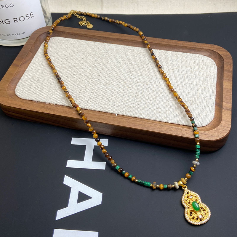 Réz alapú nyaklánc aranyozott felülettel, U alakú medál, gyöngyös lánc, nők számára