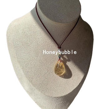 Colier din panglică, realizat manual, lansare primăvara 2025, forme: cruce, rotund, dreptunghi, în formă de U, cilindru