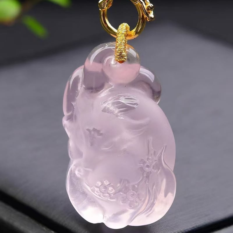 Ogrlica s privjeskom devetorepe lisice, kvarc kristal, graviranje, Tuofu (Materijal: kristal; Tip kristala: kvarc; Oblik: životinje/zodijak; Tehnika obrade: graviranje; Značka: Tuofu)