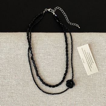 Kaméliás nyaklánc, dupla rétegű, fémből készült gyöngyökkel, gyöngyház medállal, standard lánccal